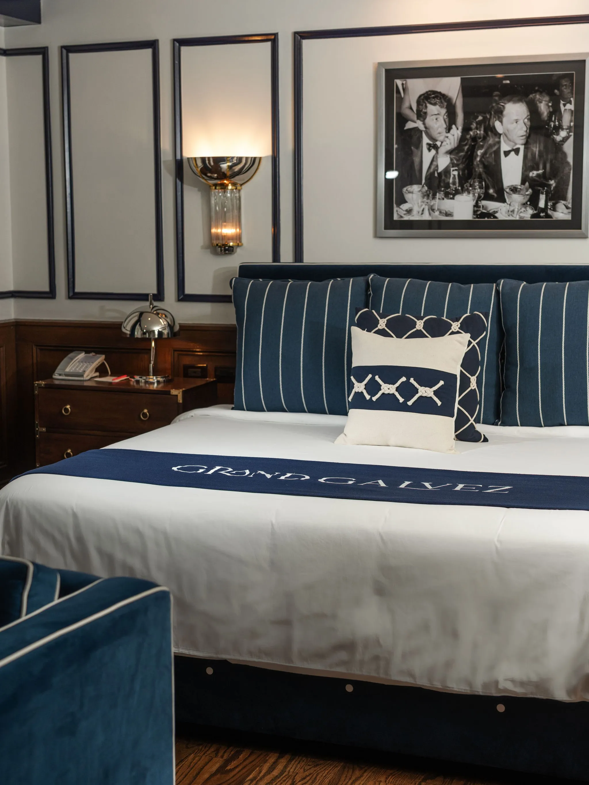 SINATRA SUITE Image 1